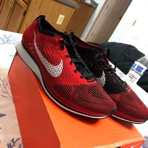 Nike Flyknit Racer University Red